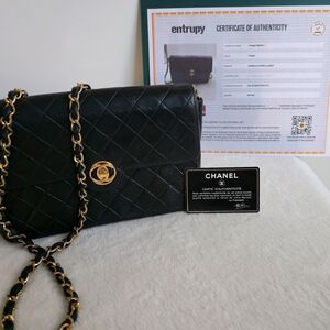 SERIES 0 (1986-1988) Chanel CLASSIC FLAP Special Edition Clasp - RARE